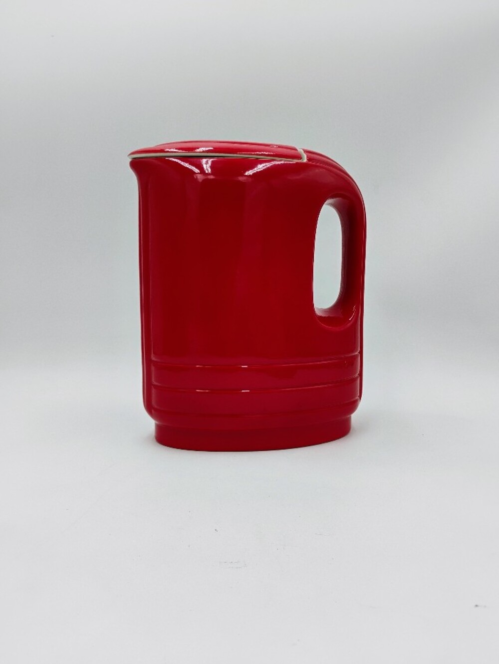 1940s Hall China Hercules Refrigerator Pitcher Chinese Cherry Red With Lid 5085